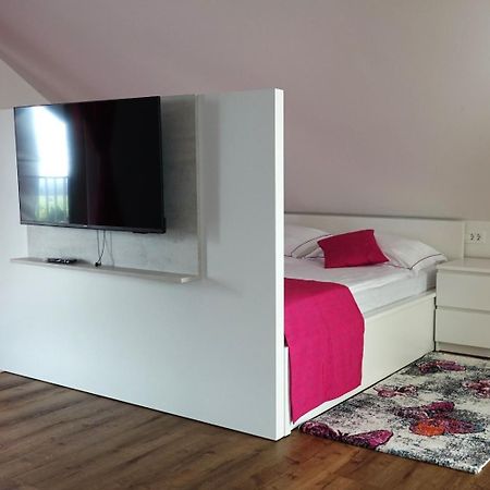 Inin Apartments Μπλεντ Εξωτερικό φωτογραφία