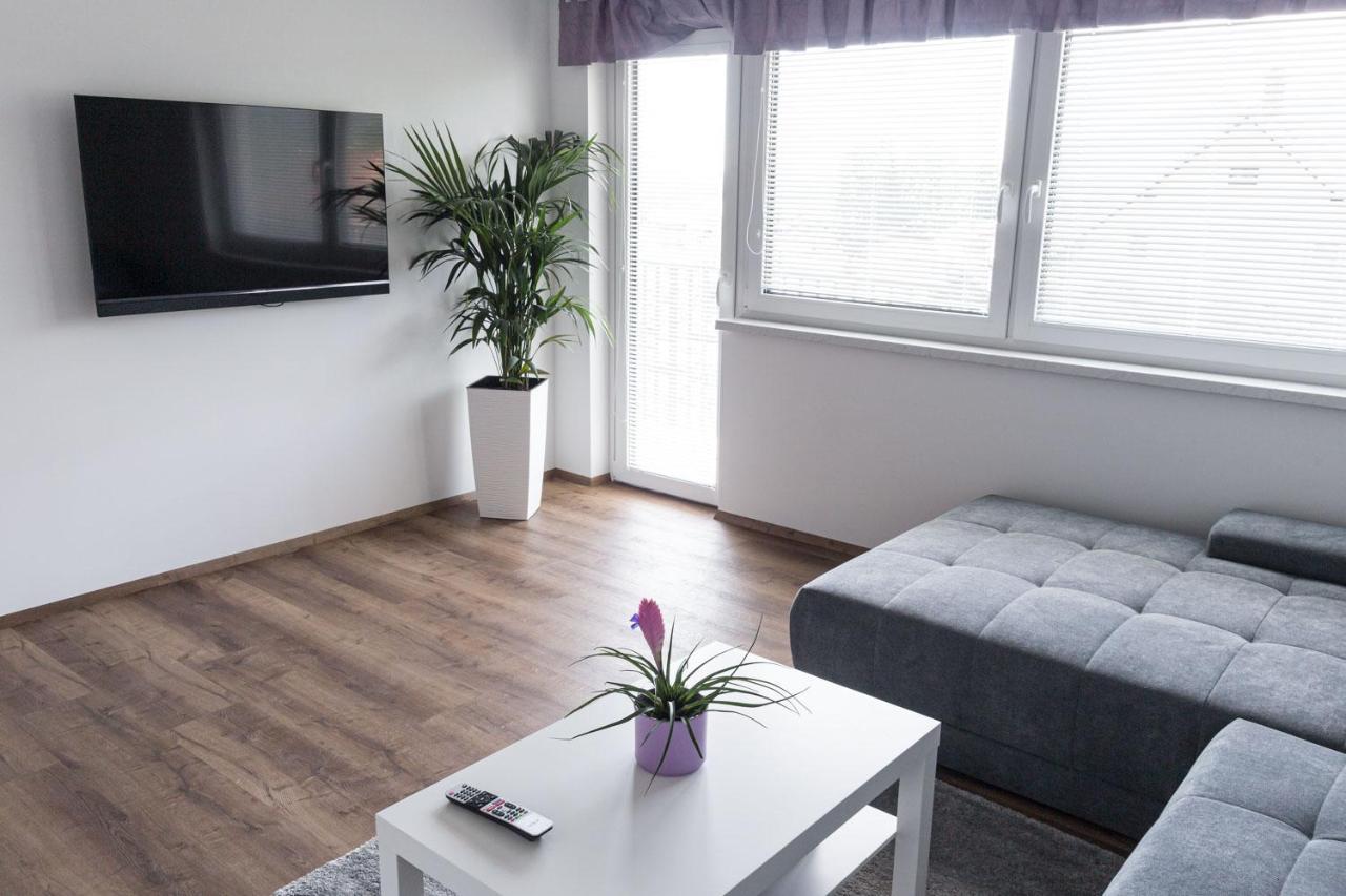 Inin Apartments Μπλεντ Εξωτερικό φωτογραφία