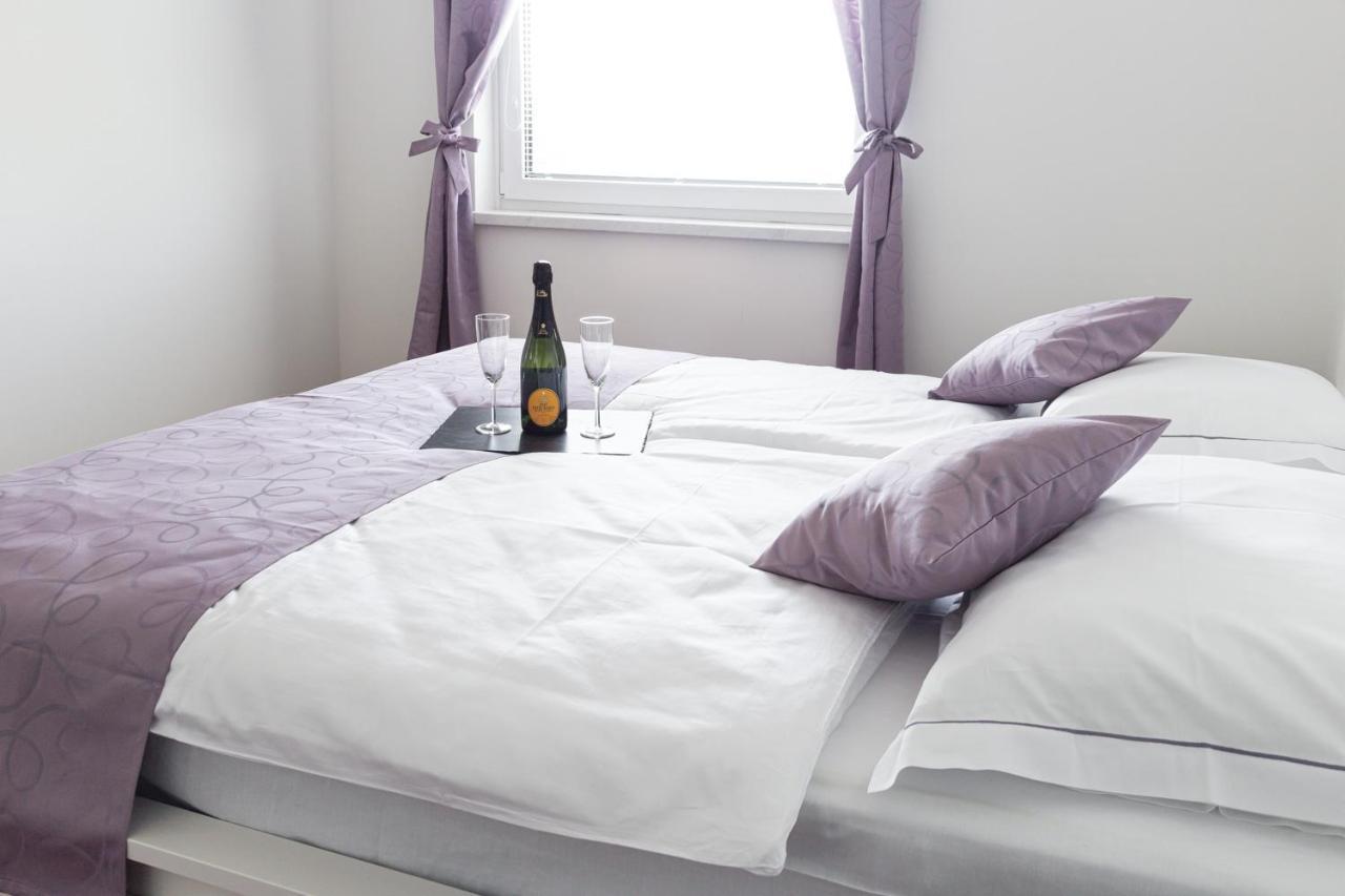 Inin Apartments Μπλεντ Εξωτερικό φωτογραφία