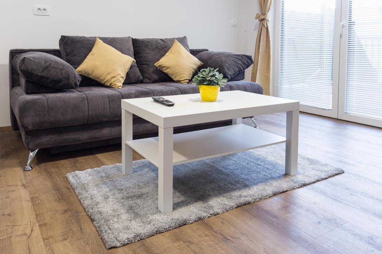 Inin Apartments Μπλεντ Εξωτερικό φωτογραφία