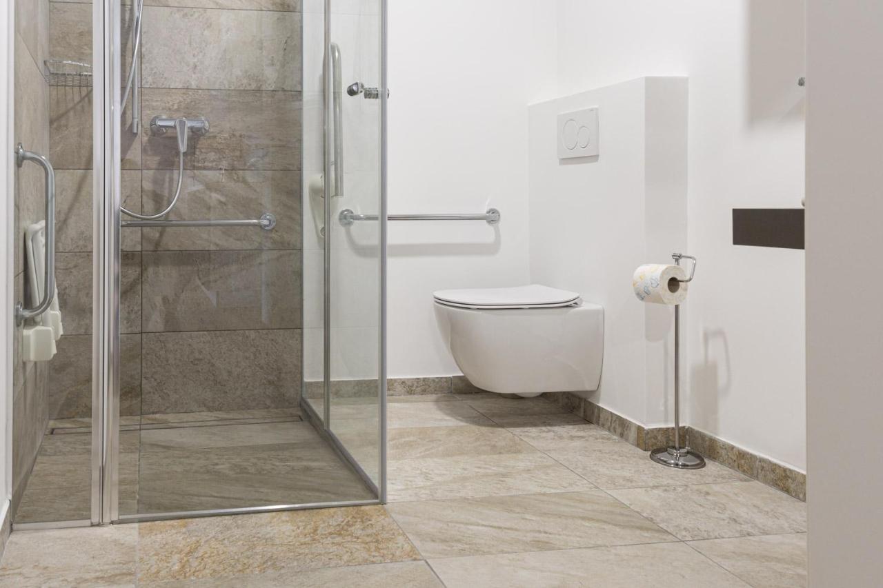 Inin Apartments Μπλεντ Εξωτερικό φωτογραφία