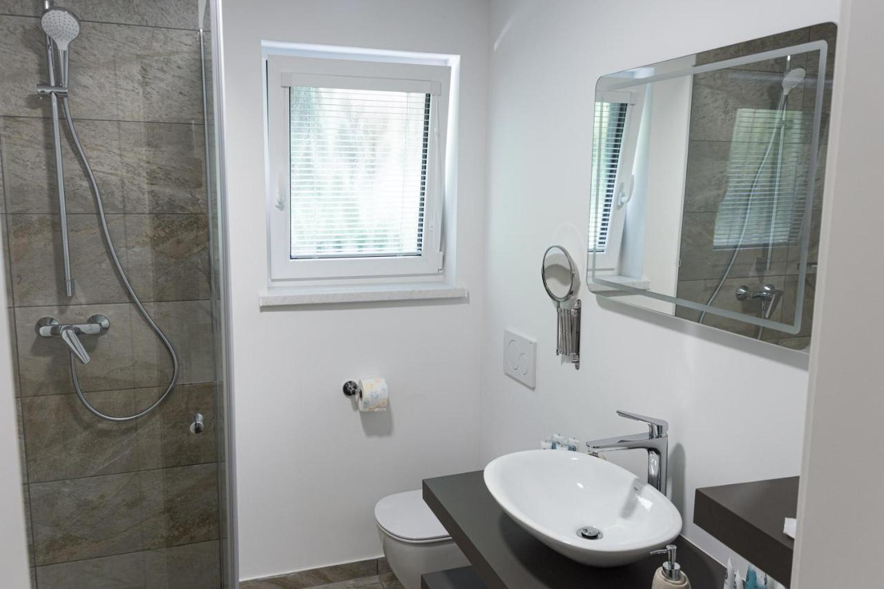 Inin Apartments Μπλεντ Εξωτερικό φωτογραφία